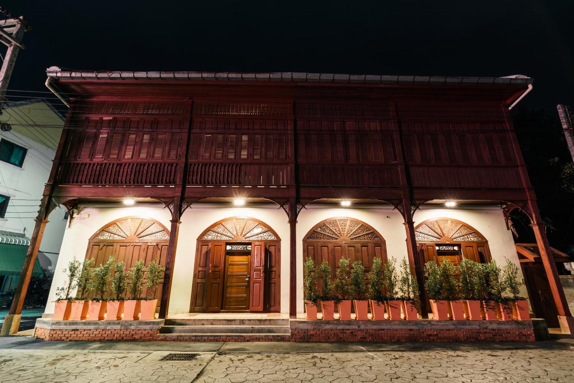 Fong Lee Cc Otel Lampang Dış mekan fotoğraf